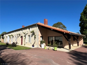 longere à la vente -   79190  SAUZE VAUSSAIS, surface 293 m2 vente longere - UBI469820912